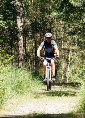 In bici