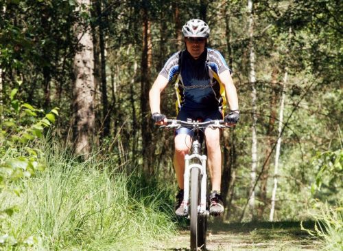In bici