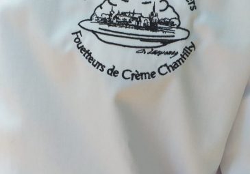 La confrérie des chevaliers fouetteurs de la crème chantilly