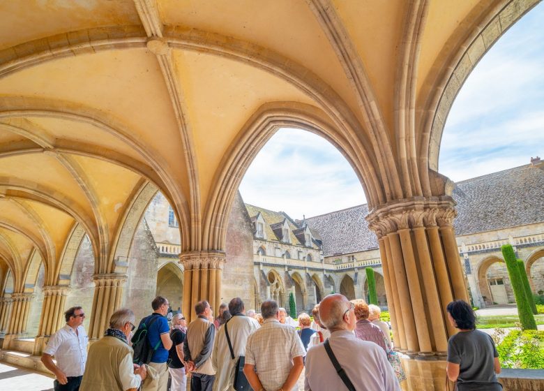 Reise « Sur les pas St. Louis, de Senlis à Royaumont »