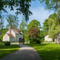 Paseos a caballo y hora del té en el Hameau du Château de Chantilly