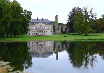 Vestiges de l’Abbaye de la Victoire