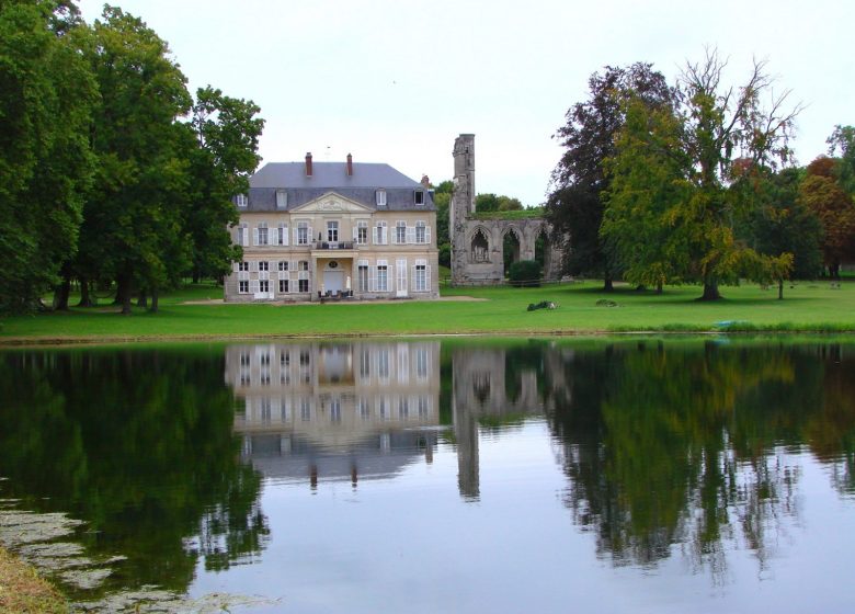 Vestiges de l'Abbaye de la Victoire