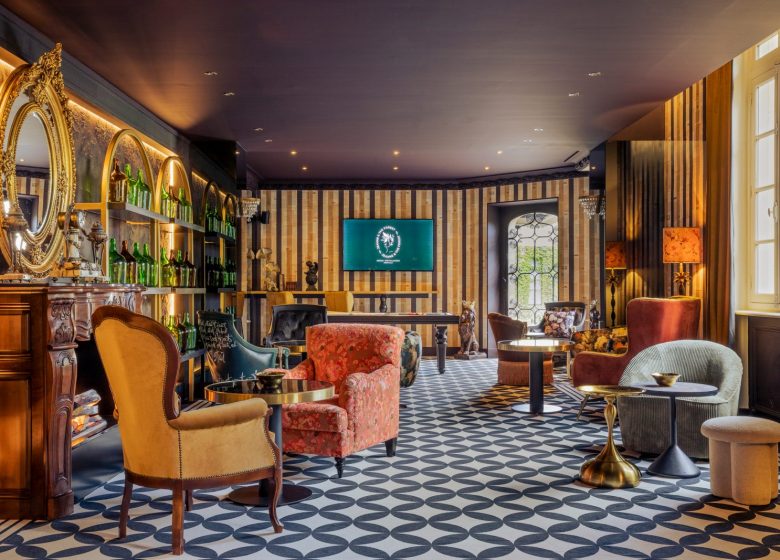 Le Social Bar – Bar du Château Jeanne & The Forest