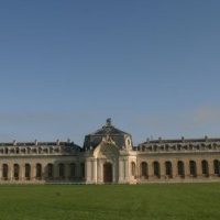 Passeggiata in città a Chantilly