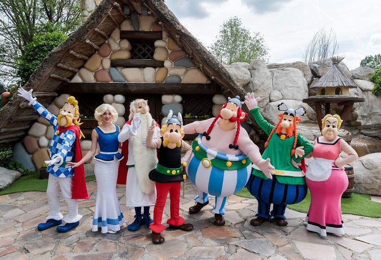 Parc Asterix; Shows, attracties en achtbanen - Reisliefde