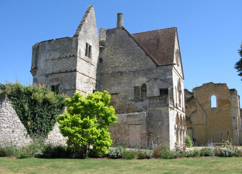 Parc et vestiges du Château royal