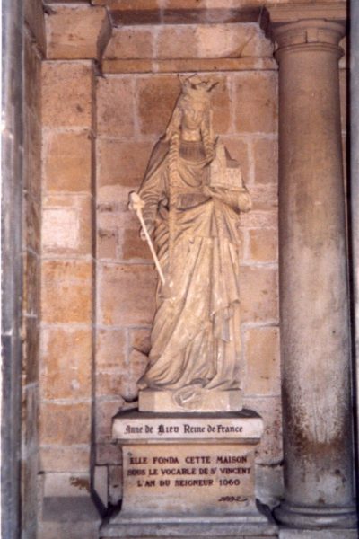 Visite guidée « Anne de Kiev et l’abbaye Saint-Vincent de Senlis »