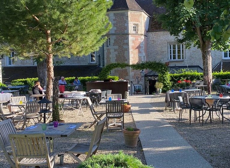 Hostellerie de La Porte Bellon